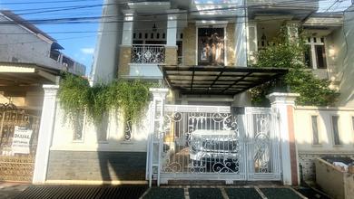 Rumah Apik 2 Lantai di Cempaka Putih Tengah. Dkt ke Rs Yarsi Jl Letjen Suprapto