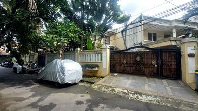 Rumah Murah 2 Lantai di Jl Bonang, Menteng. Dkt ke Jl Proklamasi/ Cikini