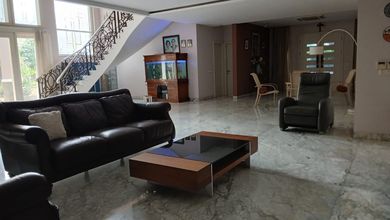 Jarang Ada. Rumah Mewah Cluster Mewah Para Old Money Di Tanjung Duren