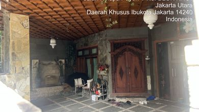 Jl Kelapa Puyuh, Kelapa Gading. Dibawah Njop