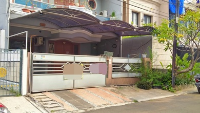 Mepet Njop. Rumah Puri Indah Hitung Tanah Saja.