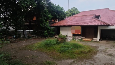 Rumah Metro Pondok Indah, Hitung Tanah. Pinggir Jalan Raya