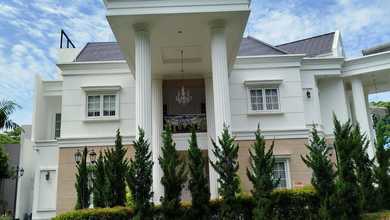 Turun Harga. Rumah Mewah Alam Sutera Dalam Cluster.