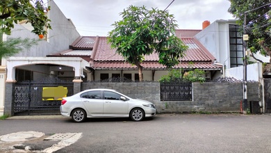 Jarang Ada. Dibawah Njop Rumah Taman Gandaria, Jaksel
