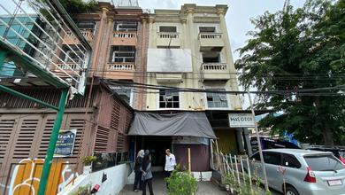 Banting Harga. Ruko Makaliwe Raya, Grogol. Pinggir Jalan Besar