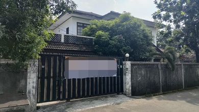 Kemang Timur Dibawah NJOP. Rumah Mewah Siap Huni