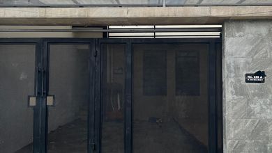 Duri Kepa Asia Baru. Rumah Bagus 2 Lantai Hitung Tanah