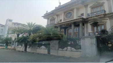 Bukit Gading Villa Kelapa Gading. Jarang Ada Rumah Mewah Hitung Harga Tanah Saja