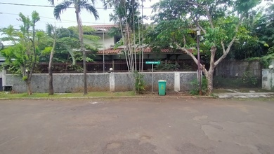 Rumah Tua Murah Lt 712mtr Simprug Golf Jarang Ada Dkt Scbd Simprug Golf 