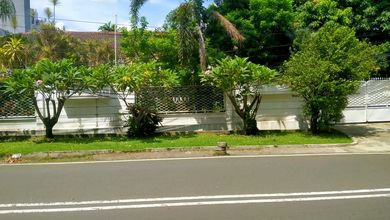 Rumah Harga Miring Lt 1387Mtr Simprug Golf Jakarta Selatan Murah