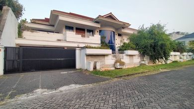 Rumah Hoek di Obral murah lt 988mtr taman Kedoya permai SHM jarang ada Jakarta barat 