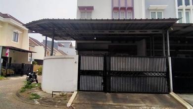 Rumah Hoek di Obral Murah Puri Metland Jln Krisan Elok Puri Metland Cipondoh Tangerang