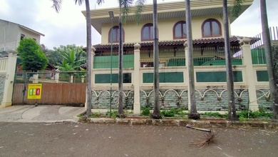 Huniyan di Kawasan Elit Intercon Harga Murah LT 478Mtr Intercon Jakarta Barat