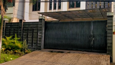 Jual Rumah Terkini di Kebon Jeruk, Jakarta Barat Luas 241 m2