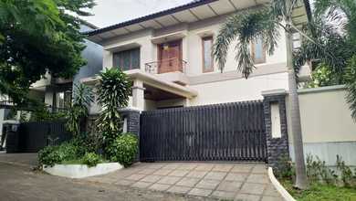 Huniyan impian mewah Swimming pool villa Cinere mas Ciputat Tangerang Selatan SHM lt 838mtr 