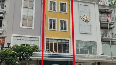 Ruko penghasil dollar kawasan elit komplek simprug gallery Jakarta Selatan 