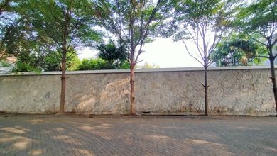 Kavling intercon lt 420mtr di obral murah hadap Utara 