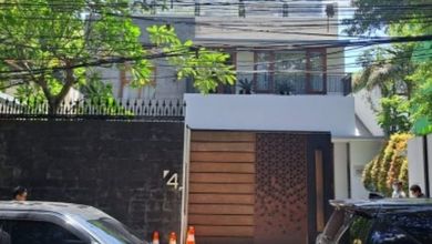 Rumah Mewah Banting Harga SHM 766Mtr Dkat Patar Kuning Jakarta Selatan