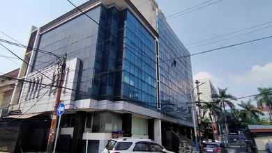 Gedung 7lt strategis di obral murah lt 532mtr jln Cideng Jakarta pusat 