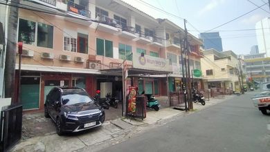 Ruko harga hemat untung belipat lt 440mtr bendungan hilir SHM Jakarta pusat 