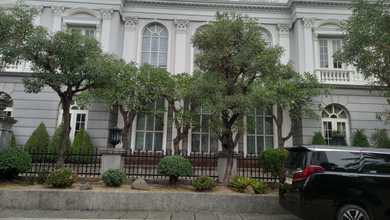 Rumah Megah Harga Miring View Danom Swiming Pool Ebony Golf Pik Mediterania Jakarta Utara 