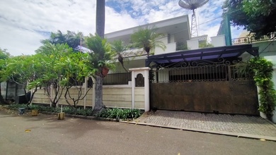 Rumah Mewah Harga Miring Jln Zamrud Permata Hijau Shm Jarang Ada 