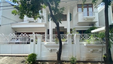 Rumah mewah harga miring kawasan idaman kuningan timur lt 383mtr Jakarta Selatan 