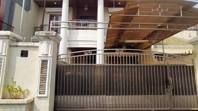 Rumah Minimalis di Slipi, Jakarta Barat, LT 280 m2