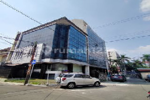 Gedung 7lt strategis di obral murah lt 532mtr jln Cideng Jakarta pusat 