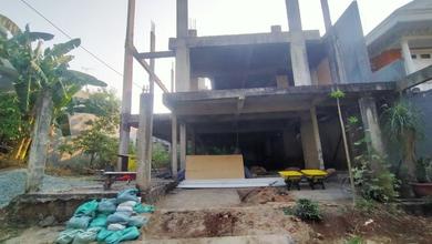 Rumah Mangkerak 3Lt di Obral Murah LT 245Mtr Cipete Utara Jakarta Selatan