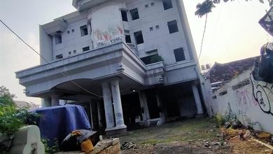 Gedung Kantor di Obral Murah LT 841Mtr Jln Minangkabow Setiabudi Jakarta Selatan