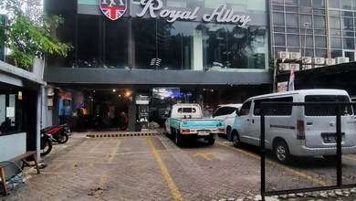 Showroom 3lt Harga Miring Lt 389mtr Kebon Jeruk Jakarta Barat 