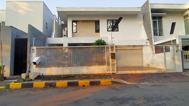 Huniyan Intercon Harga Murah Hitung Tanah LT 300Mtr Intercon Jakarta Barat