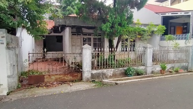 Rumah Tua di Obral Murah Puri Indah LT 150Mtr Puri Indah SHM Jakarta Barat