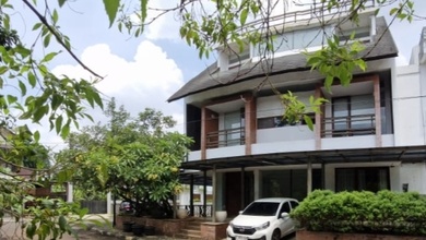 Rumah Haok Harga Miring LT 222Mtr Perumahan Acacia Residence Bintaro Jakarta Selatan