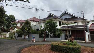Rumah Harga Miring LT 682Mtr Bintar SHM Bintaro Jakarta Selatan