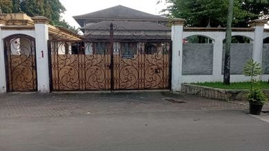 Kebagusan-Rumah Halaman Luas(Lelang)