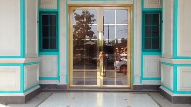 Ruko Model Eropa di Jl. Jendral Sudirman Bintaro 