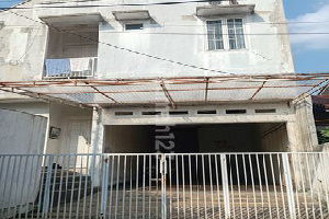 Jagakarsa-Rumah Strategis Dalam Komplek