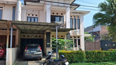 Rumah Cantik 2lt Hook Buah Batu Regency