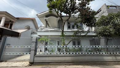 Rumah Cantik 2Lt Pasirluyu Kembar SHM