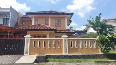 Rumah Modern area Meruya, Jakarta Barat, Luas 360 m2