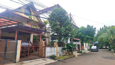 Rumah Asri 2Lt Camar Bintaro Sektor3