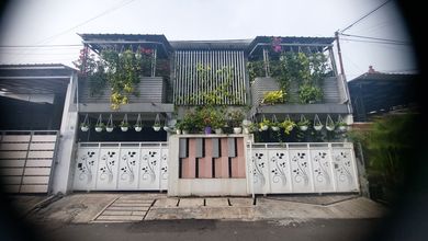 Rumah Cantik 2lt Pondok Bambu Termurah