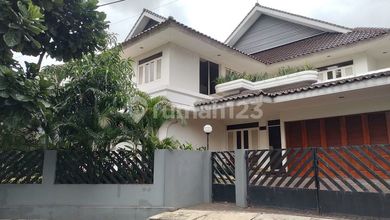 Rumah mewah Bintaro sektor 1 JakSel SHM