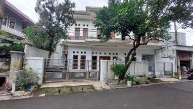 Jual Rumah Megah Luas 468 m2 Area Margonda, Depok