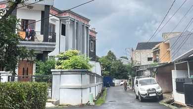 Rumah Cantik Hook 2Lt Villa Rizki Ilhami