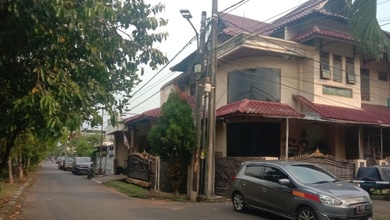 Jual Rumah Cantik Luas 237 m2 area Pamulang, Tangerang Selatan