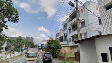 Gedung 4Lt Dekat Monumen Guru Patimpus