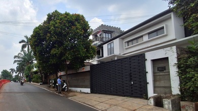 Pondok Pinang Dijual Cepat Rumah Mewah